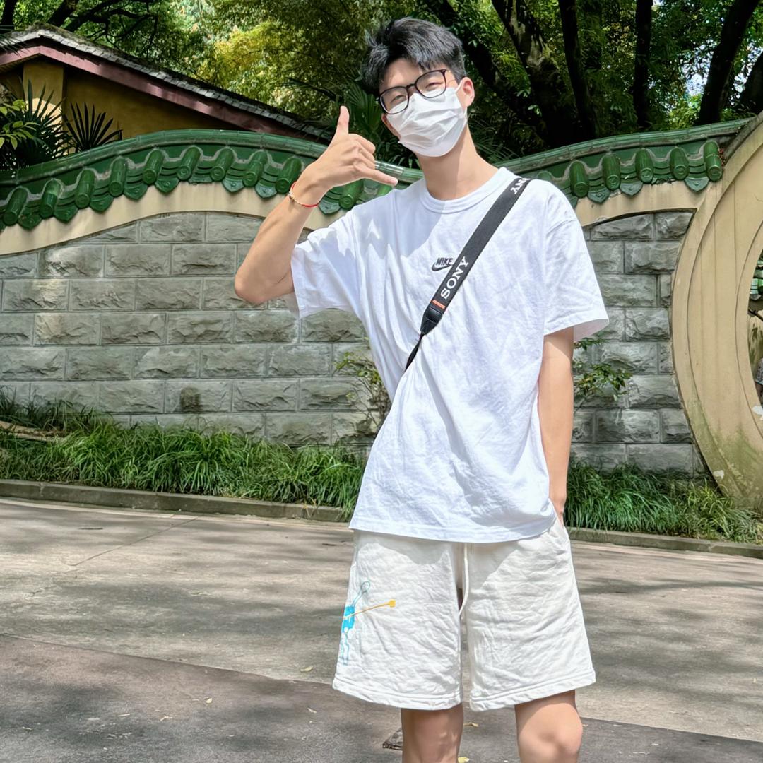 吴嘻嘻i🌈