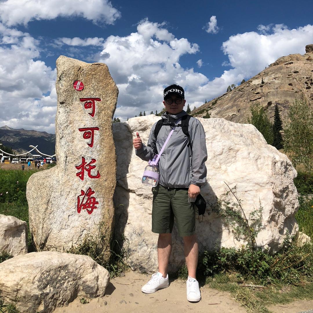 即将拥有马甲线的肥伦