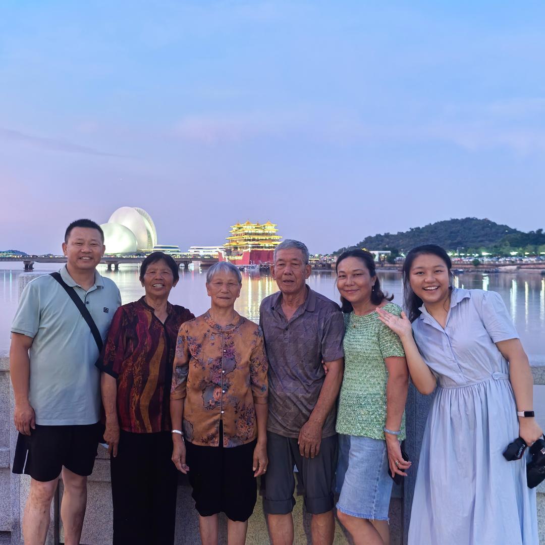 爱吃火锅的杨姐