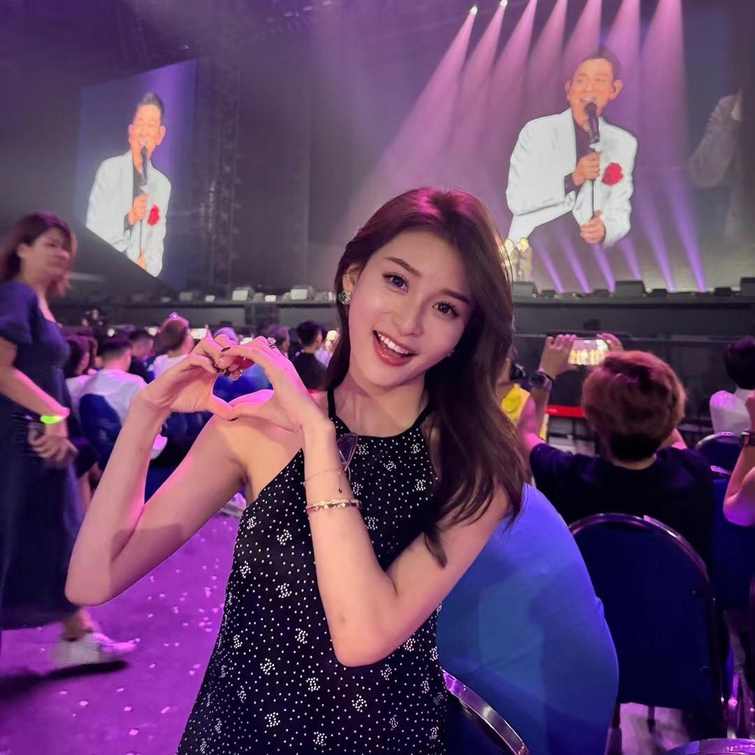 昕昕超美哒