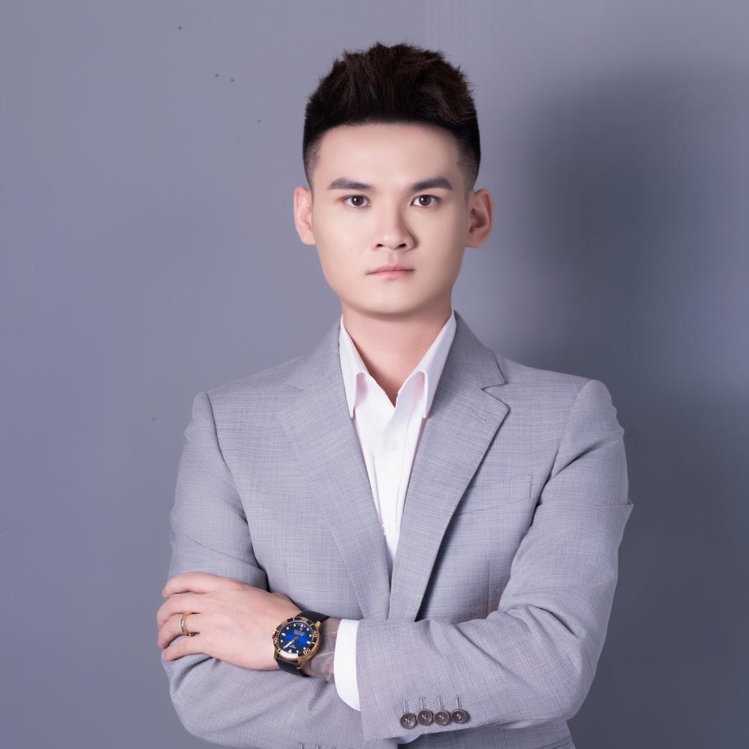 全国企业规划陪跑-张辉龙