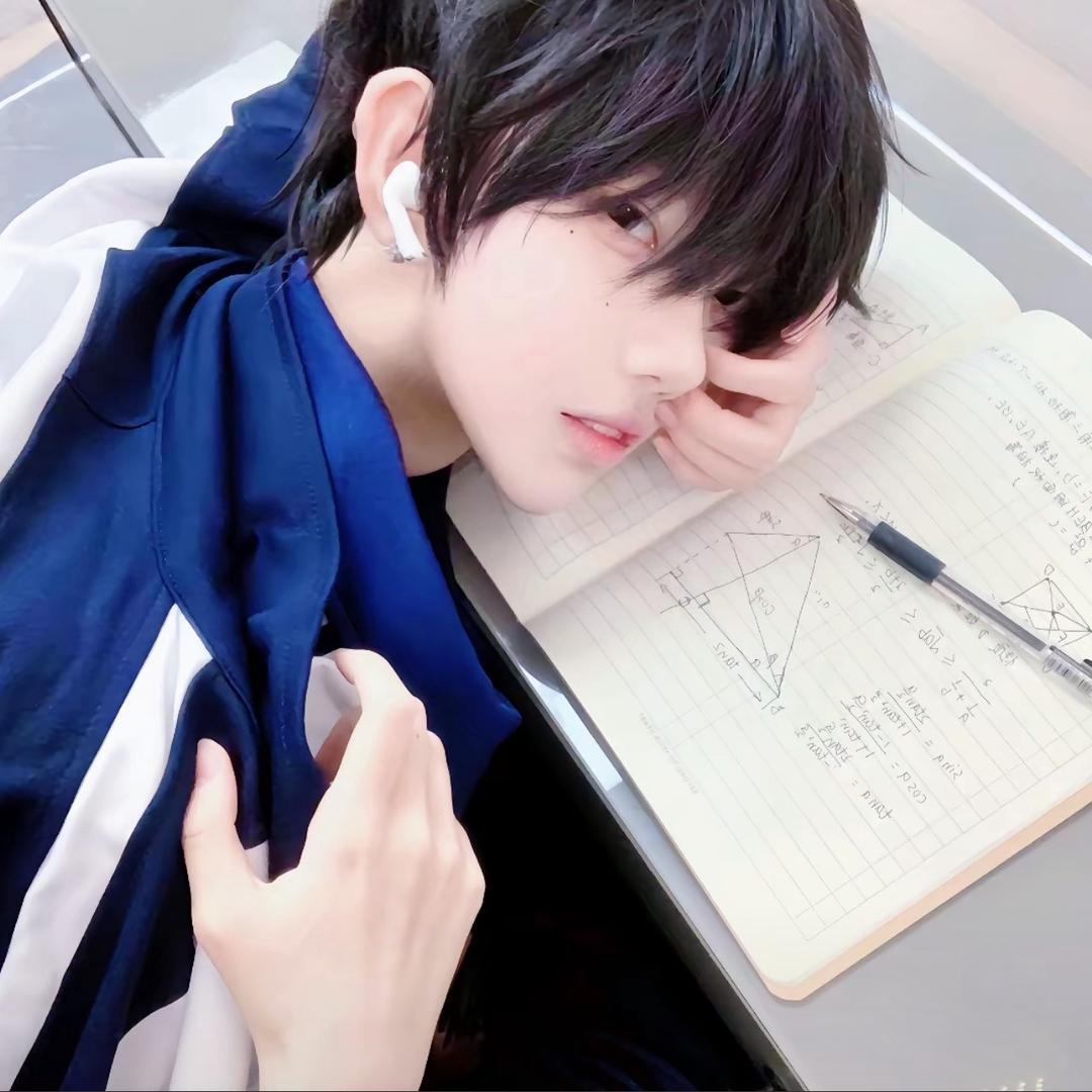 ㅤㅤ︍    ︉ ㅤ︉ㅤ