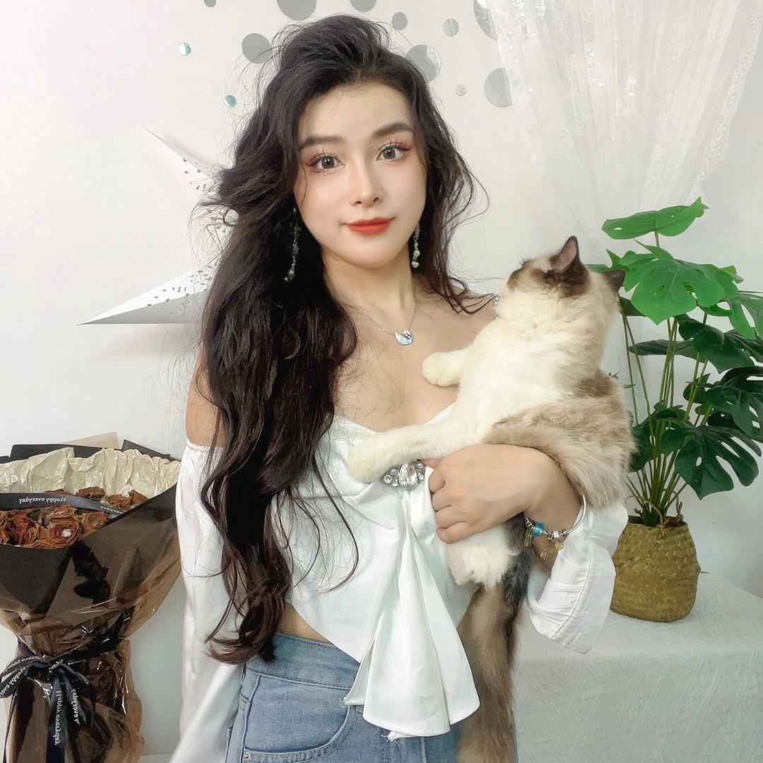 潇然