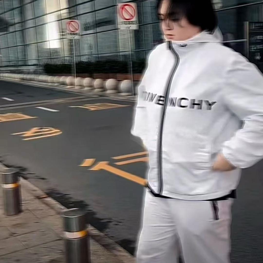 H·