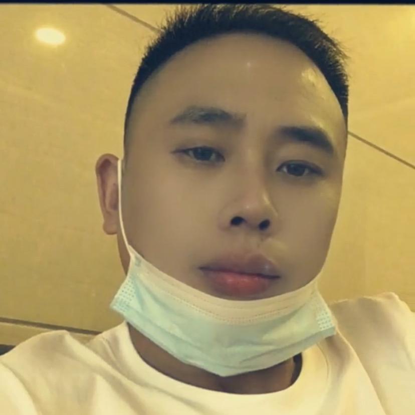阿伟