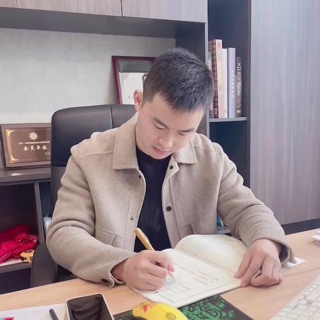 兴化装修毛老师