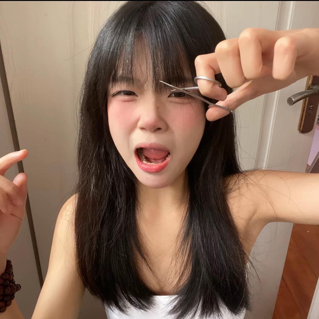 被帅醒的小美