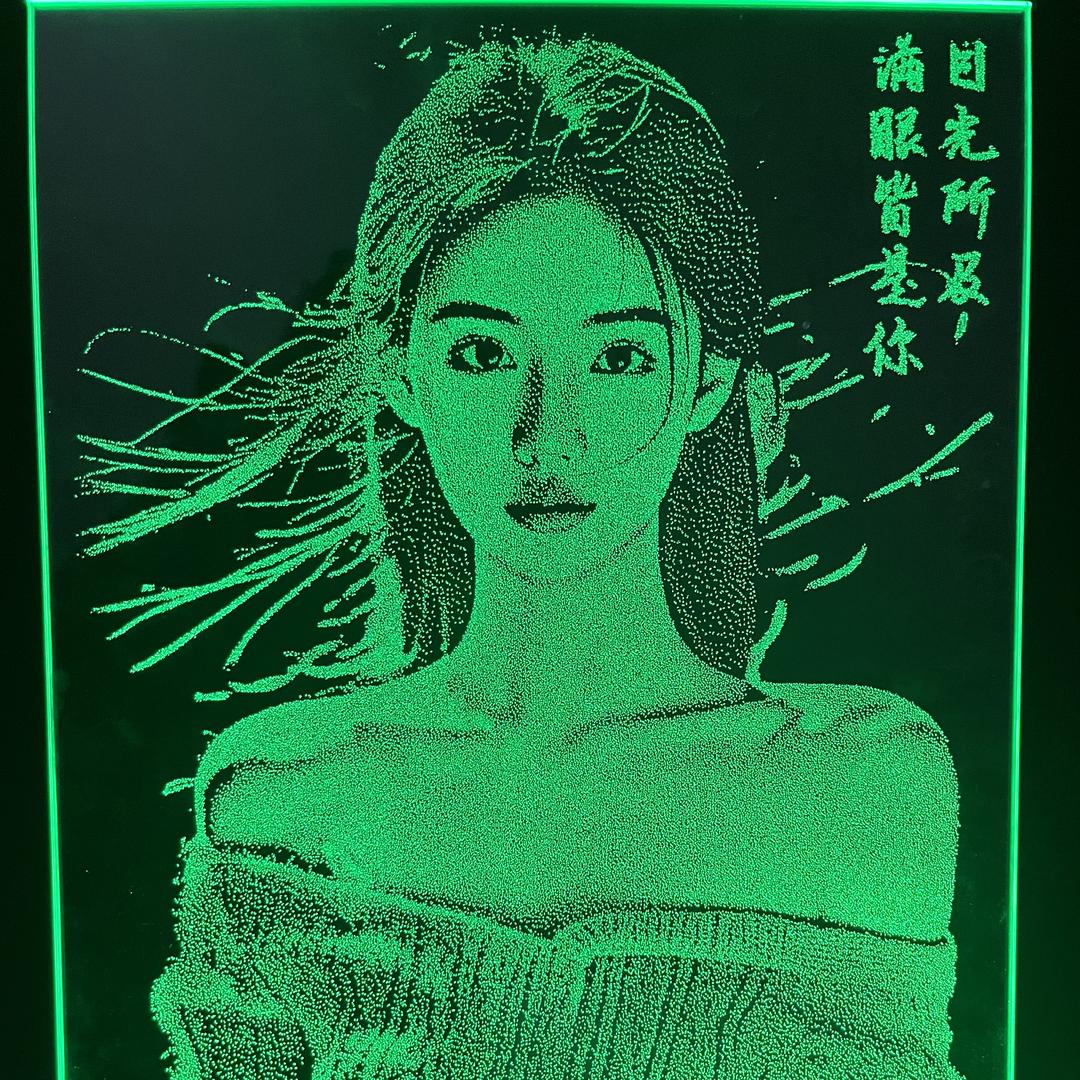 不璃不弃玻璃锤子画
