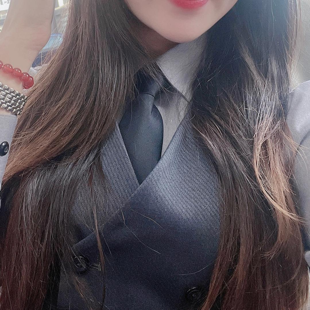 Emily-银河少女🎀