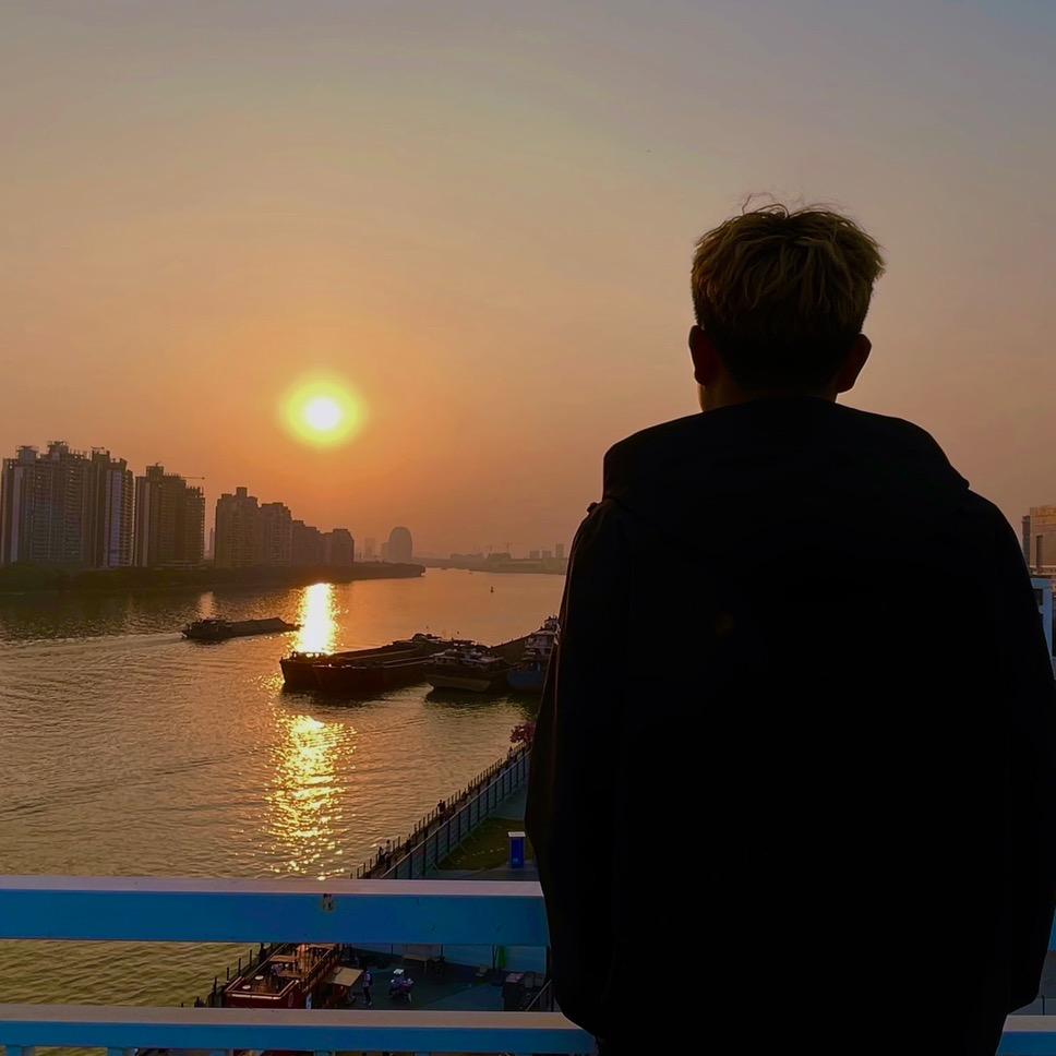 那远山～～～～～