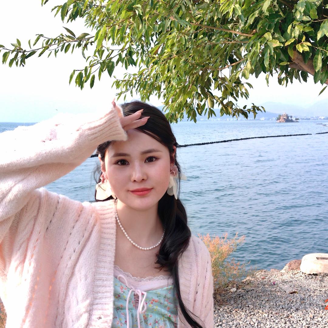 科研女神谢凌宸头像