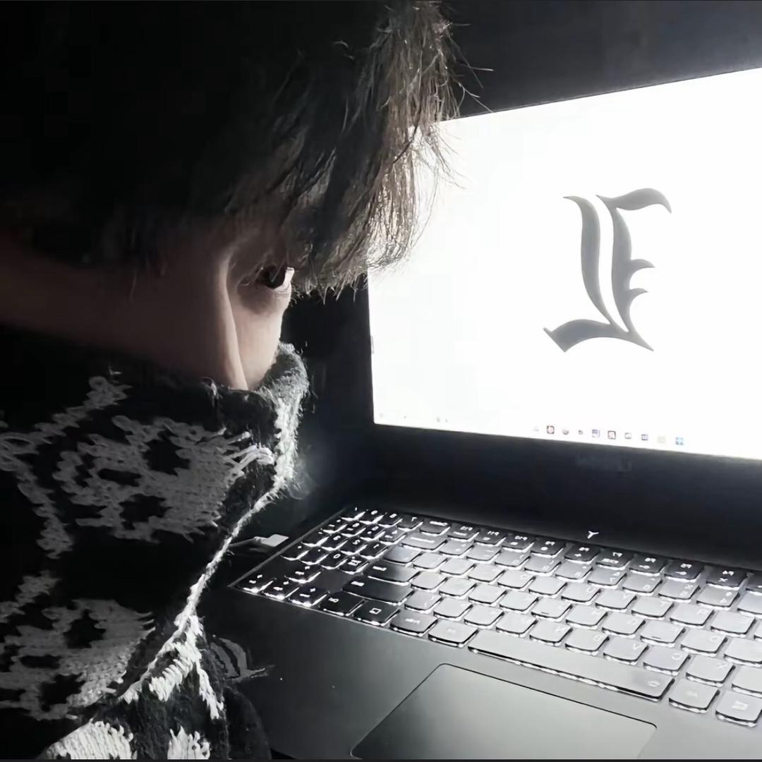 铭.