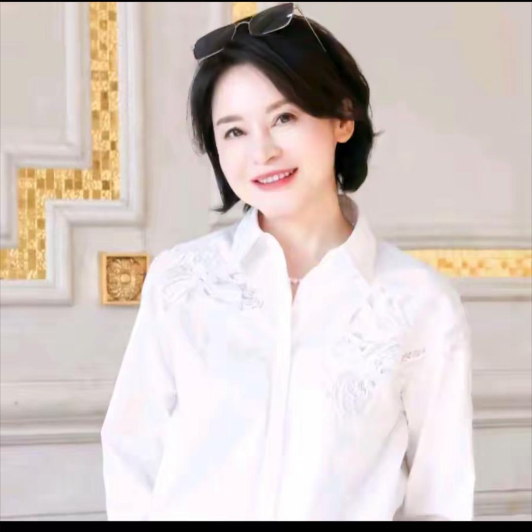 我是摩羯高级穿搭分享