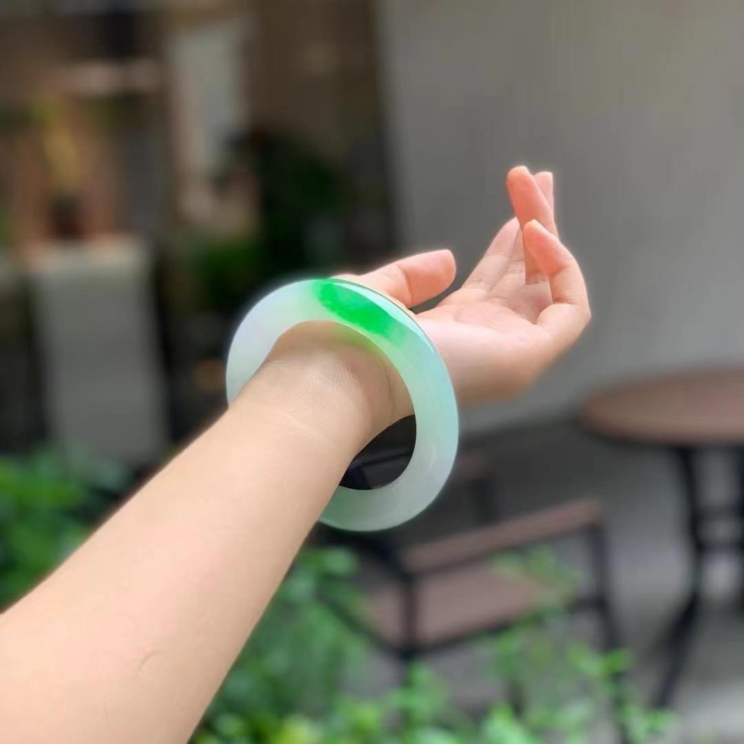 香香公主平洲蓝水手镯定制2号店