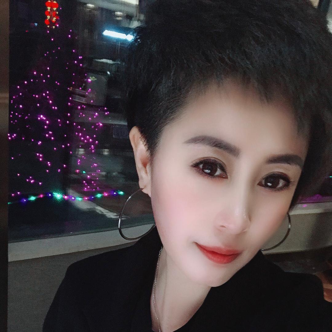 小不点👚潮童屋👗👄