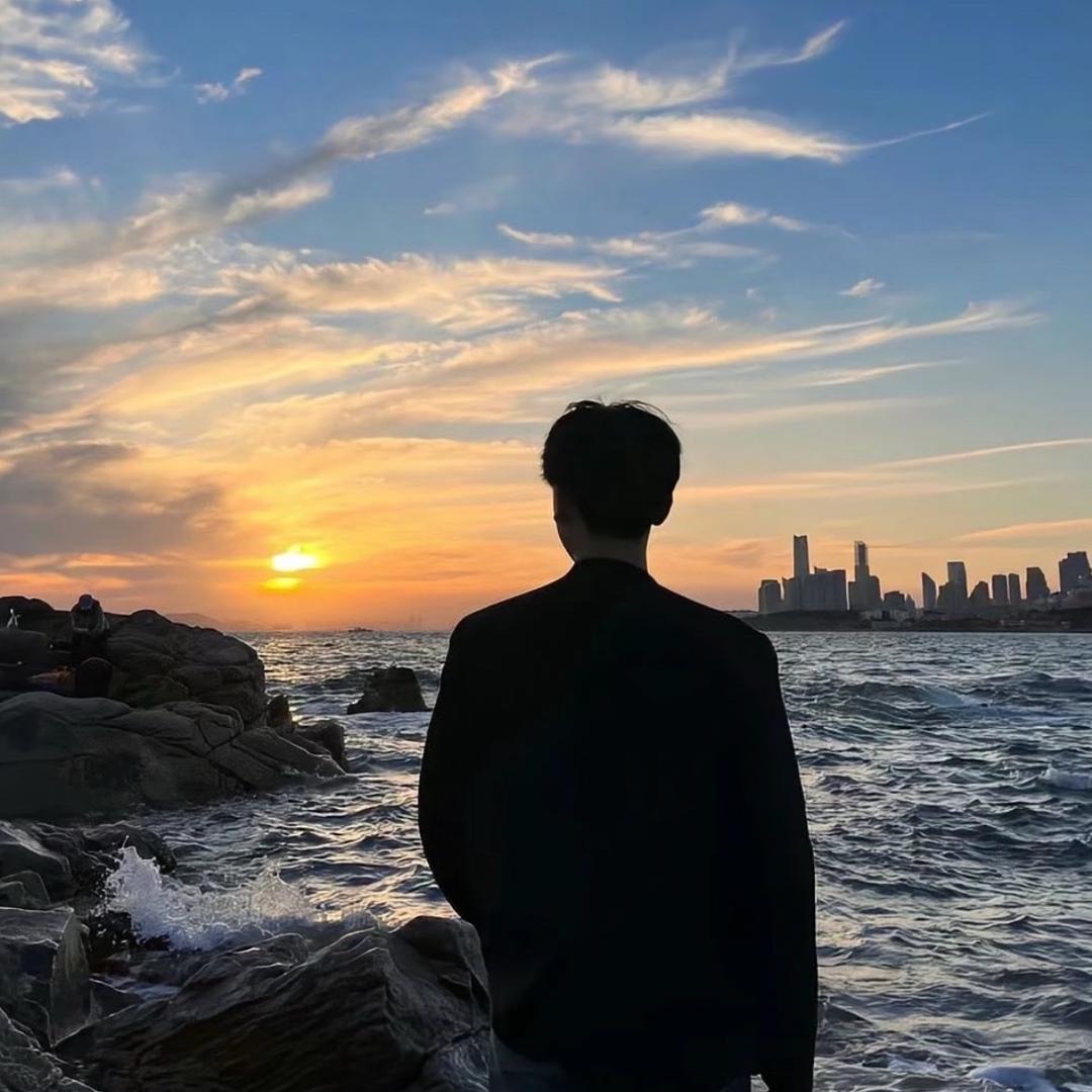 戒🕴🏻