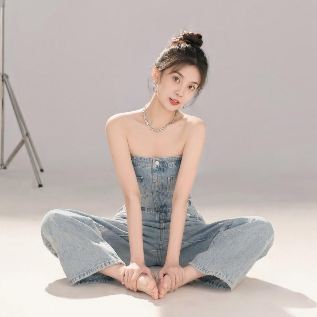 叶栗妮莎ᥫᬊ