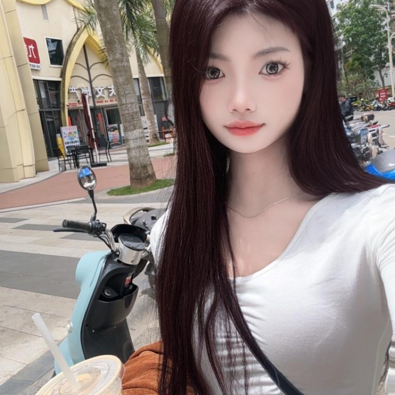 搂两个男人睡