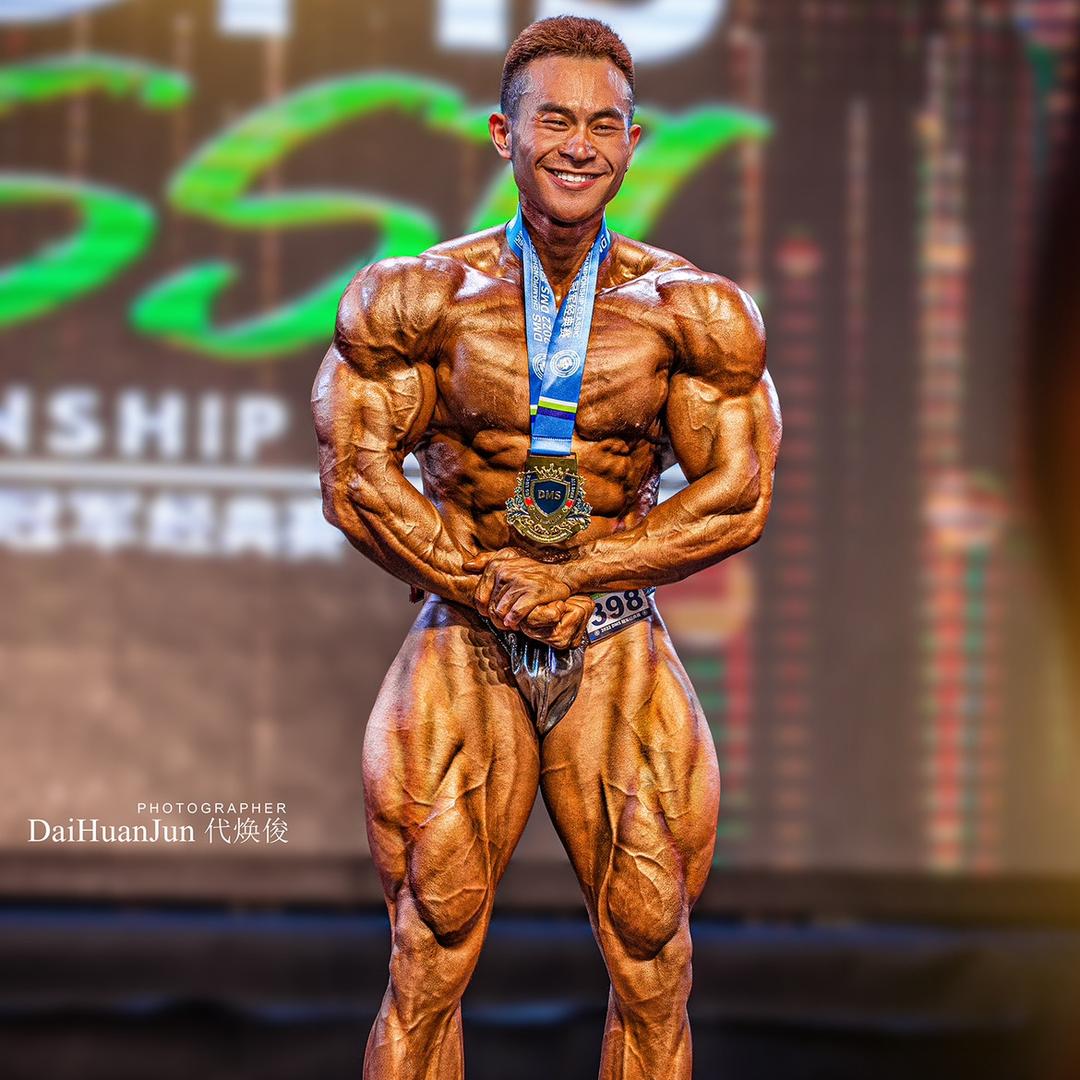 大鲨鱼🦈__Lee🏆
