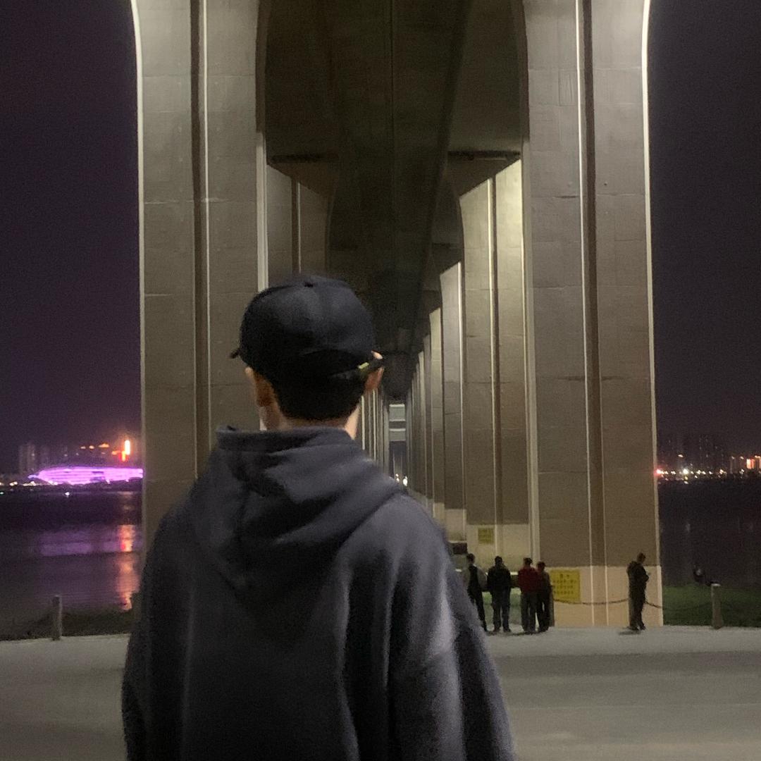 化州小张数码（吖咩）