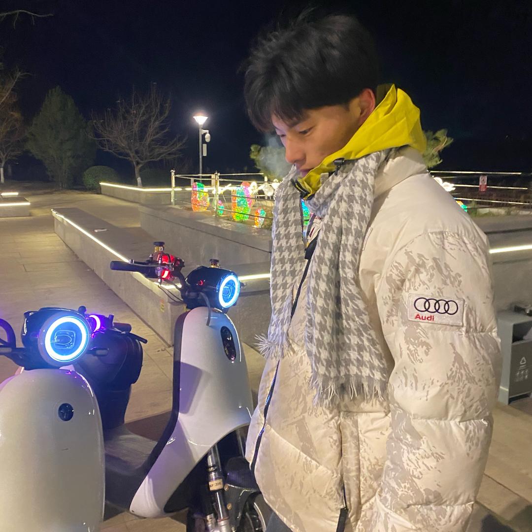 小米不想睡觉觉