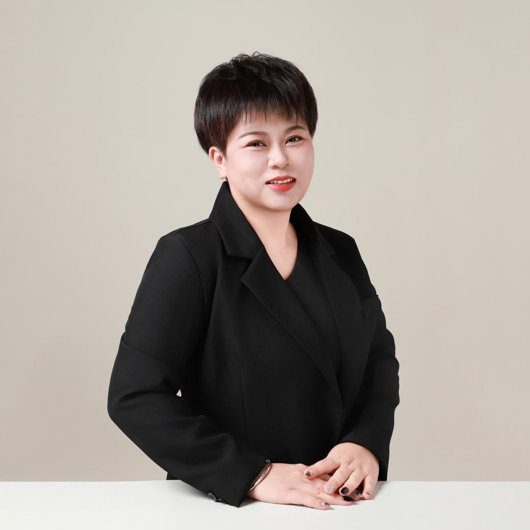 Lisa玲