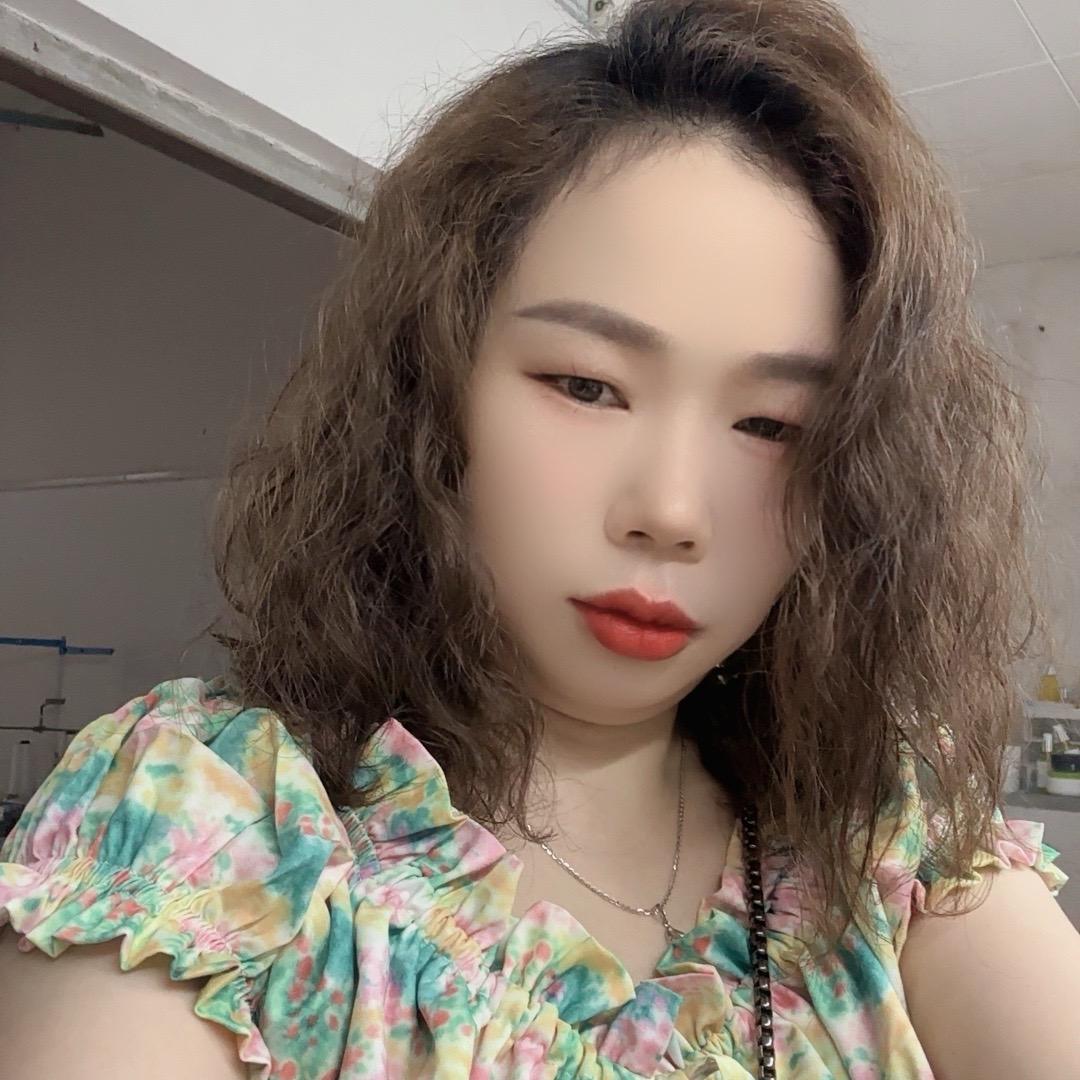 @方芳🌈