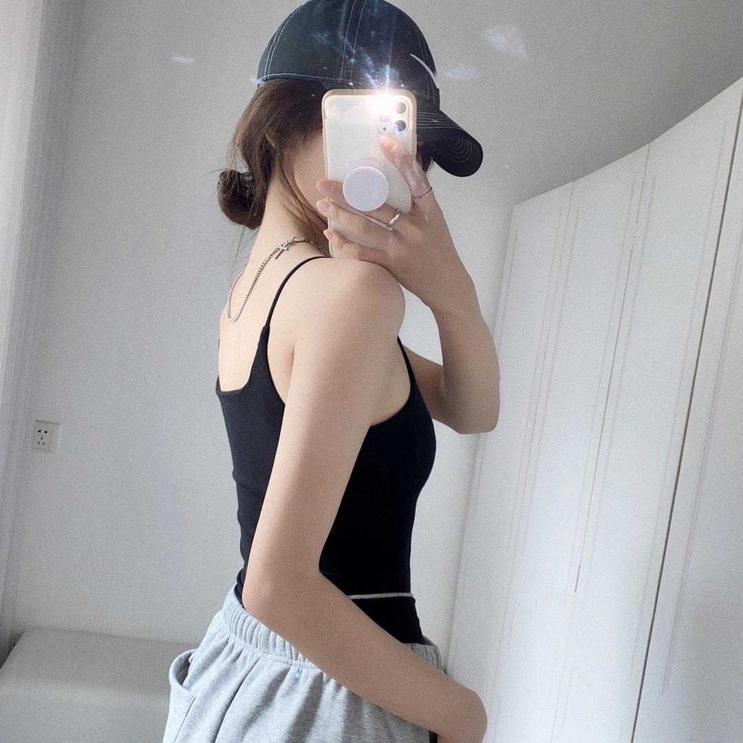 田珊珊美背吊带