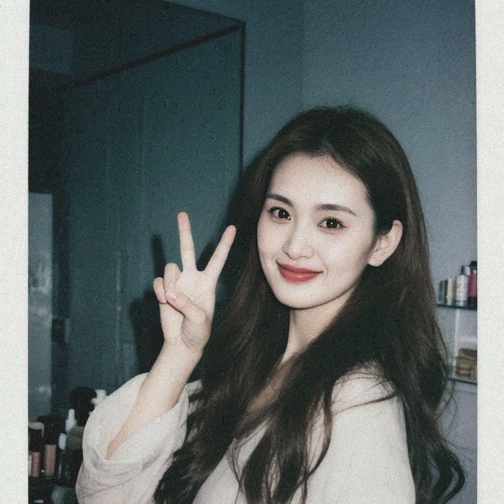 爱吃花菜的兔子