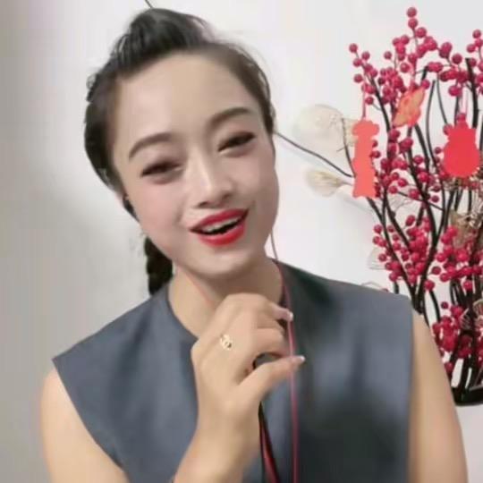 傻丫头丹婷