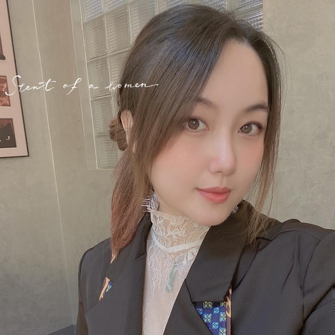 🌺周彤彤