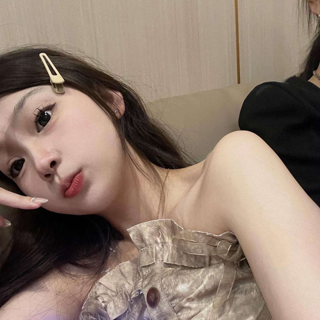 李李-