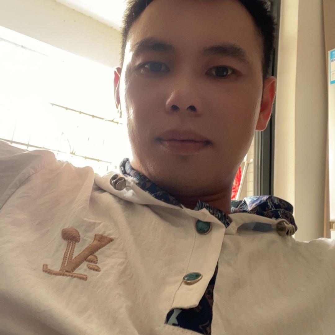 专业刮腻子 仿石漆 水包沙