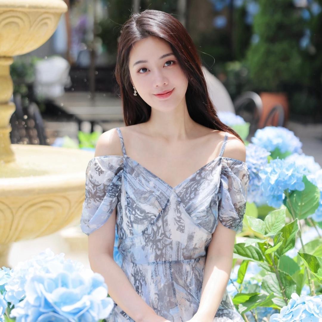 小蓝姐姐