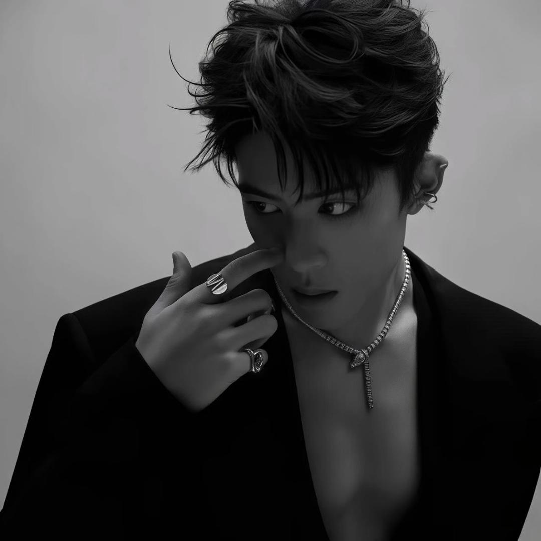 爱看小美的小硕