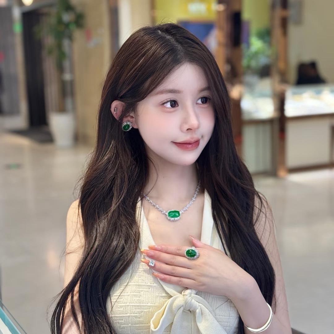 稻草人珠宝