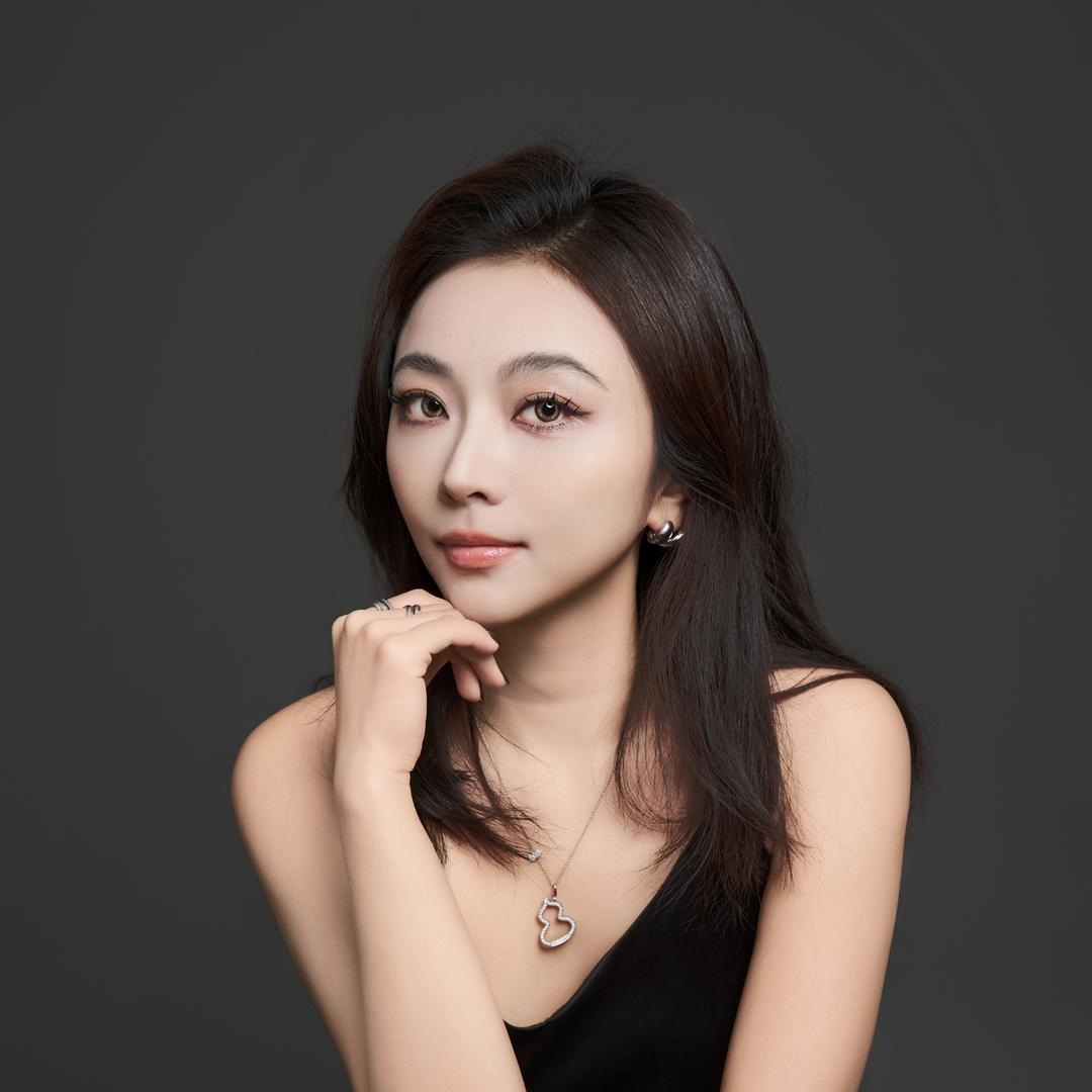 小百合儿Yoli