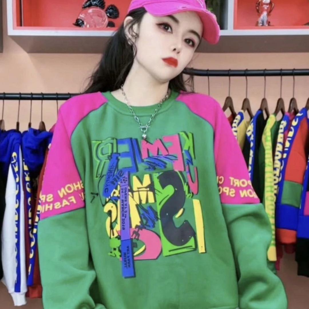 唅雪娇服饰