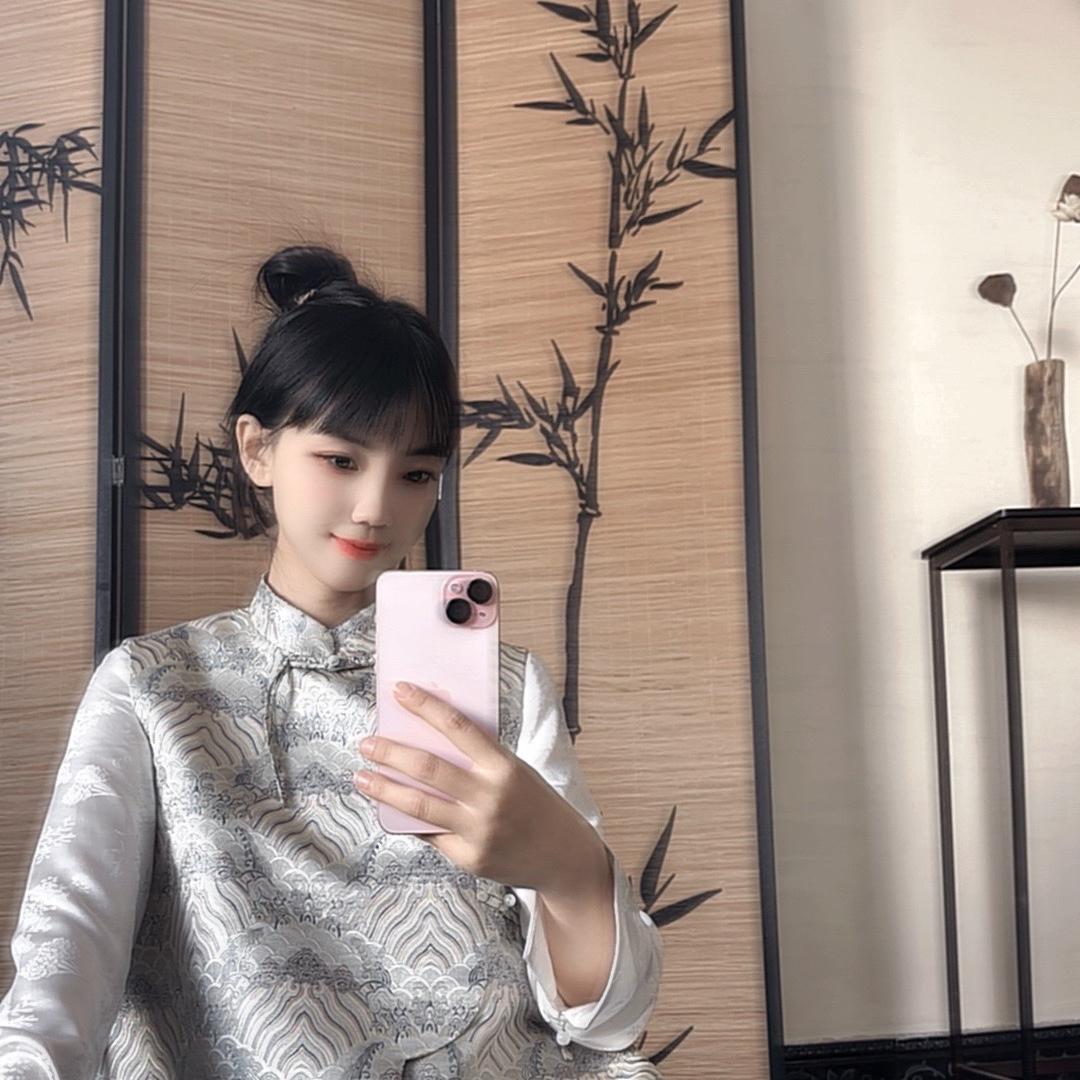璀秀阁中式国风女装服饰