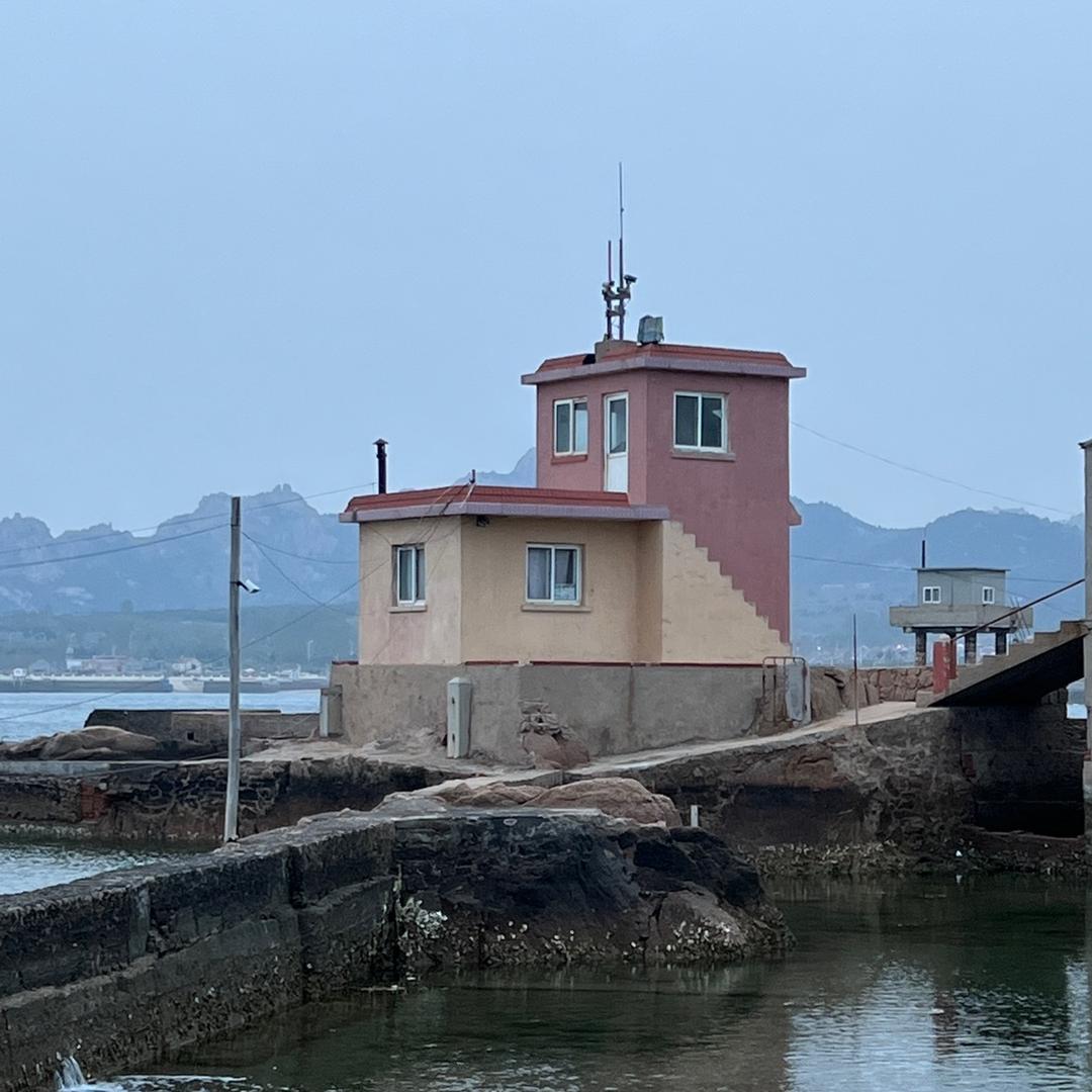 海边有座房