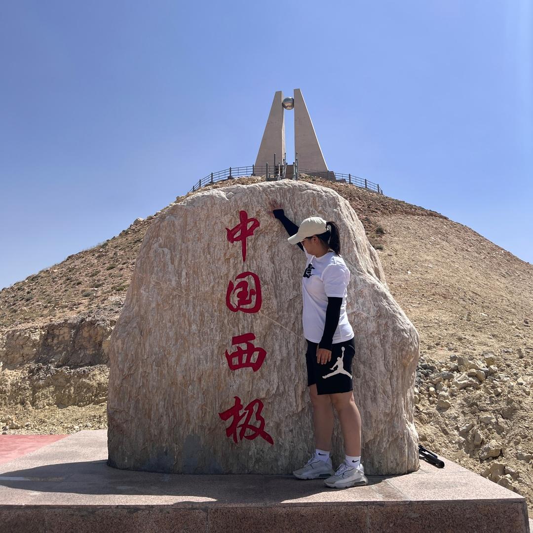 阳山县波波童装店