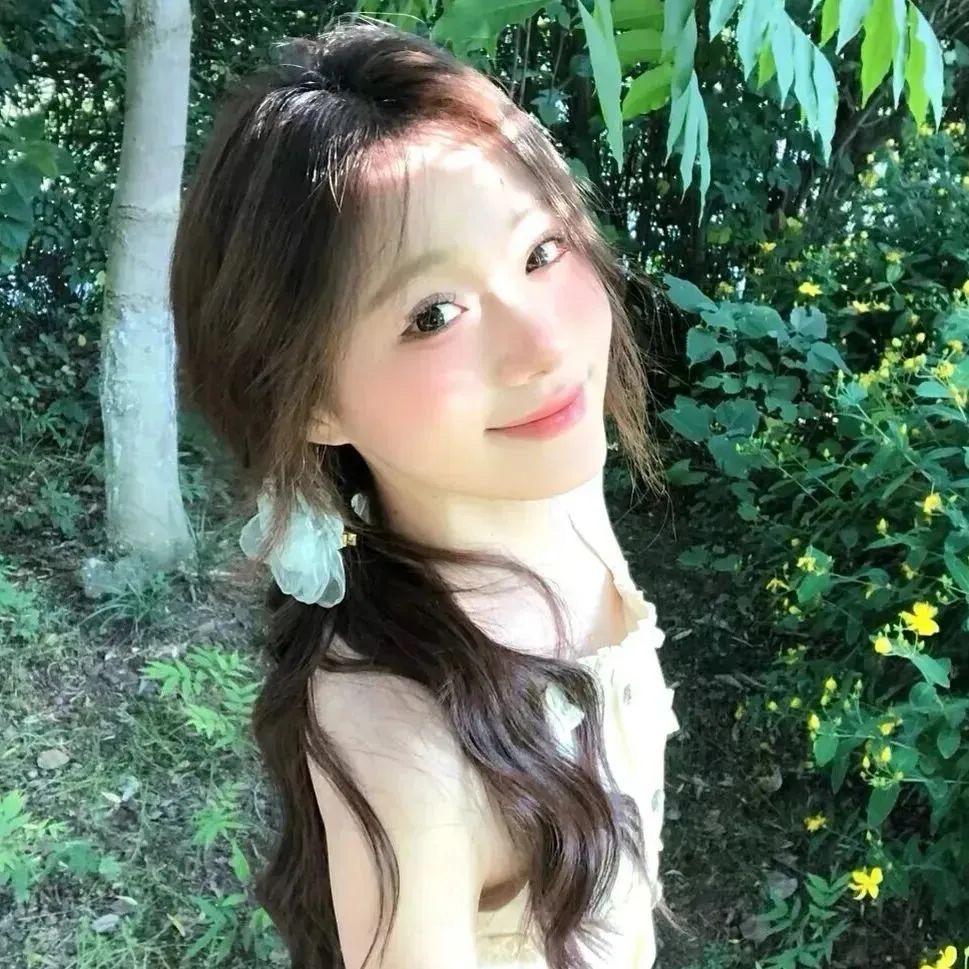 @花小仙🧚🏻‍♀️