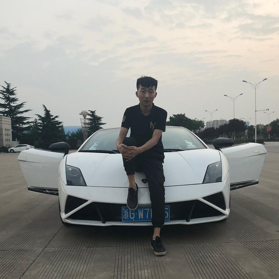 海哥（林麝养殖）