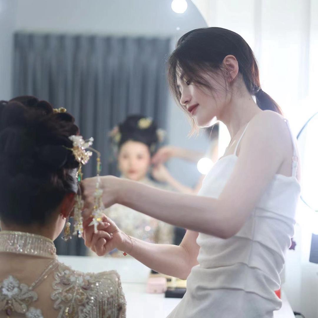 温蒂婚礼高级化妆师