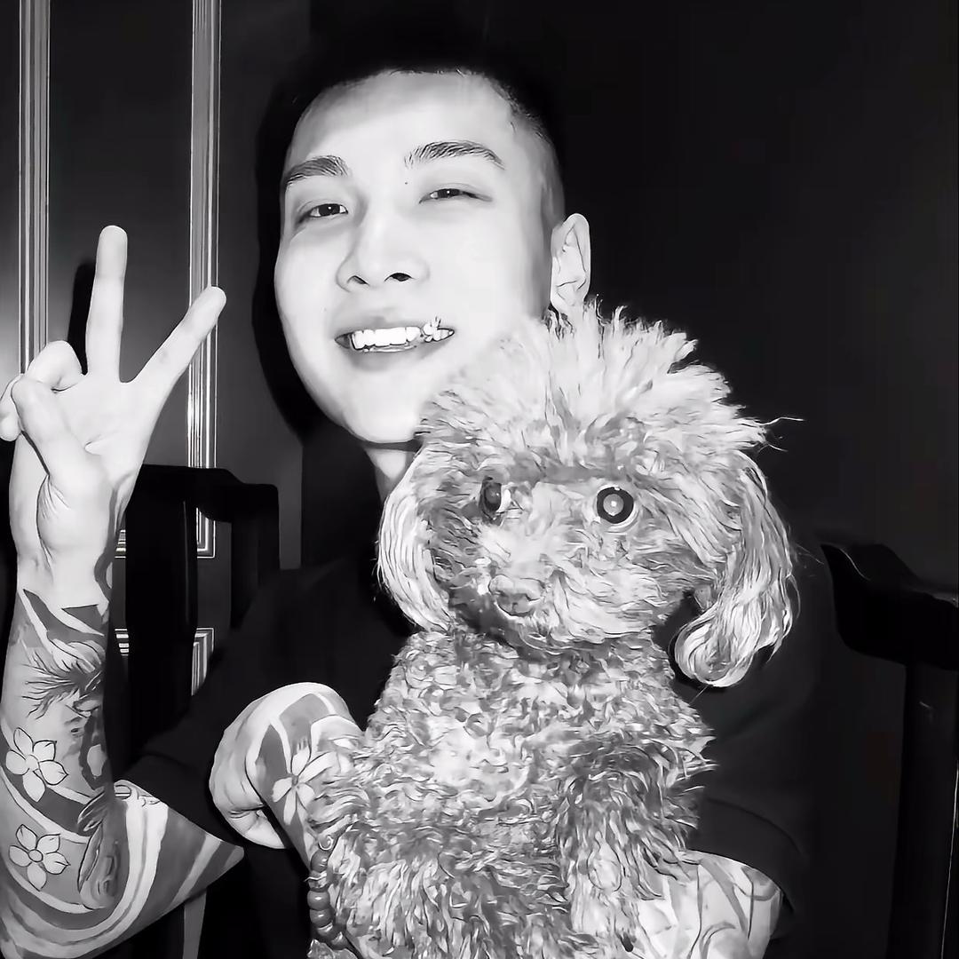 比老实人还老实、