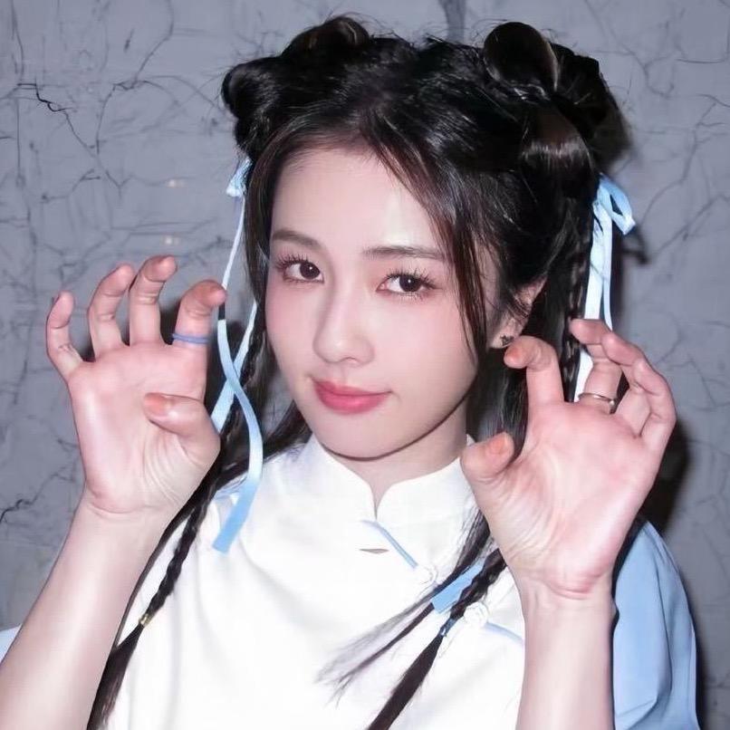 小猪菠萝包🌻