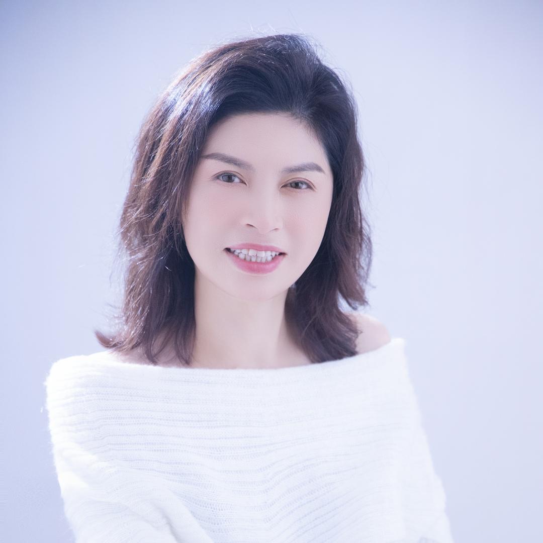 佛山红云名典女装红姐