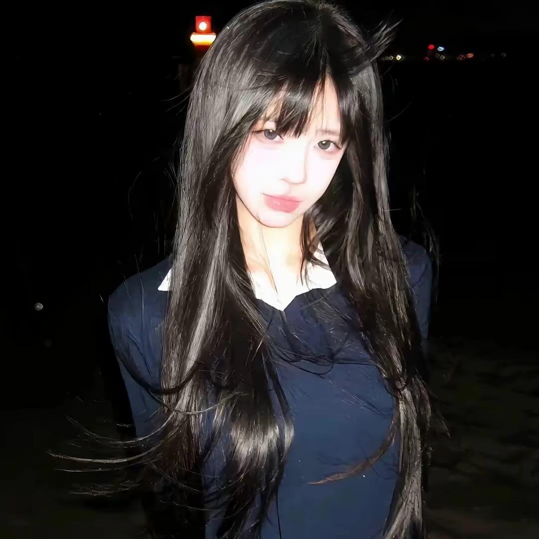 菠萝小薇