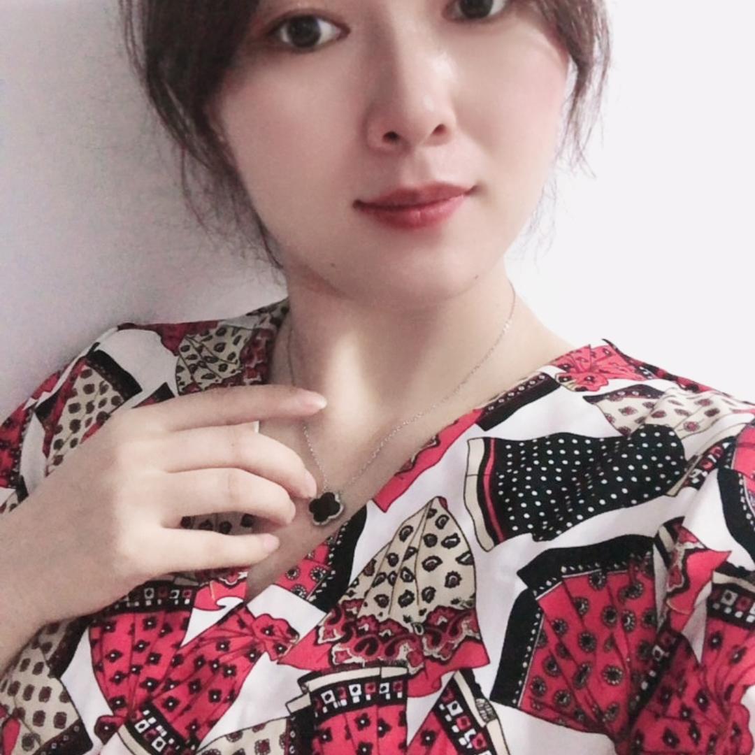 阿依静（做物流的小阿姨）