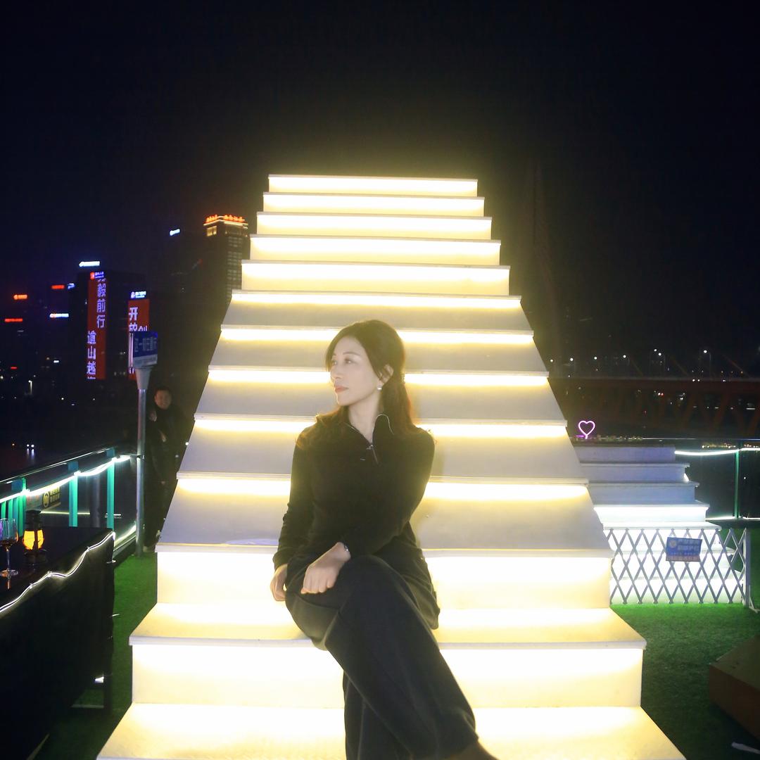 谁都不是谁的谁